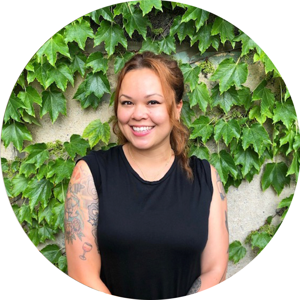 a picture of massage therapist